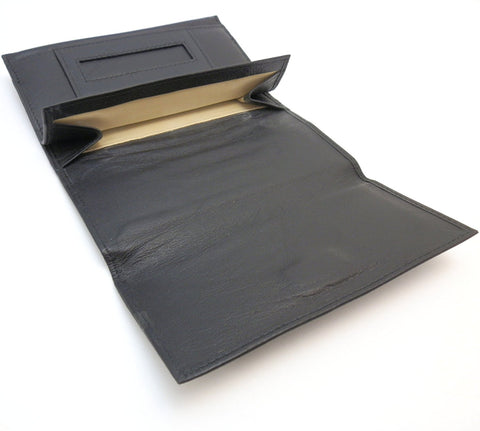 Sheep Napa Leather Tobacco Pouch with Rubber Lining to Preserve Freshness Sheep Napa Leather Tobacco Pouch with Rubber Lining to Preserve Freshness